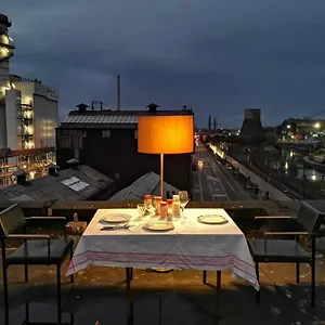 Ghostel 1st - Aventure Alternative - - Arts-factory-experience - For Artists, Makers And Open Minds - Attention, We Are Not A And Are Not Adapted For Everybody - Read Host Warnings Before Reservation - Www,providence,be Asbl Belgique